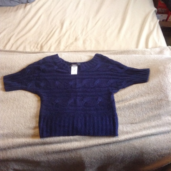 Rue 21 navy blue sweater - Picture 2 of 6